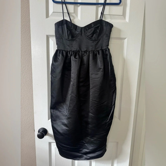 Women's Holiday Sweetheart Bubble Satin Midi Dress - Future Collective sx Small - Picture 2 of 8